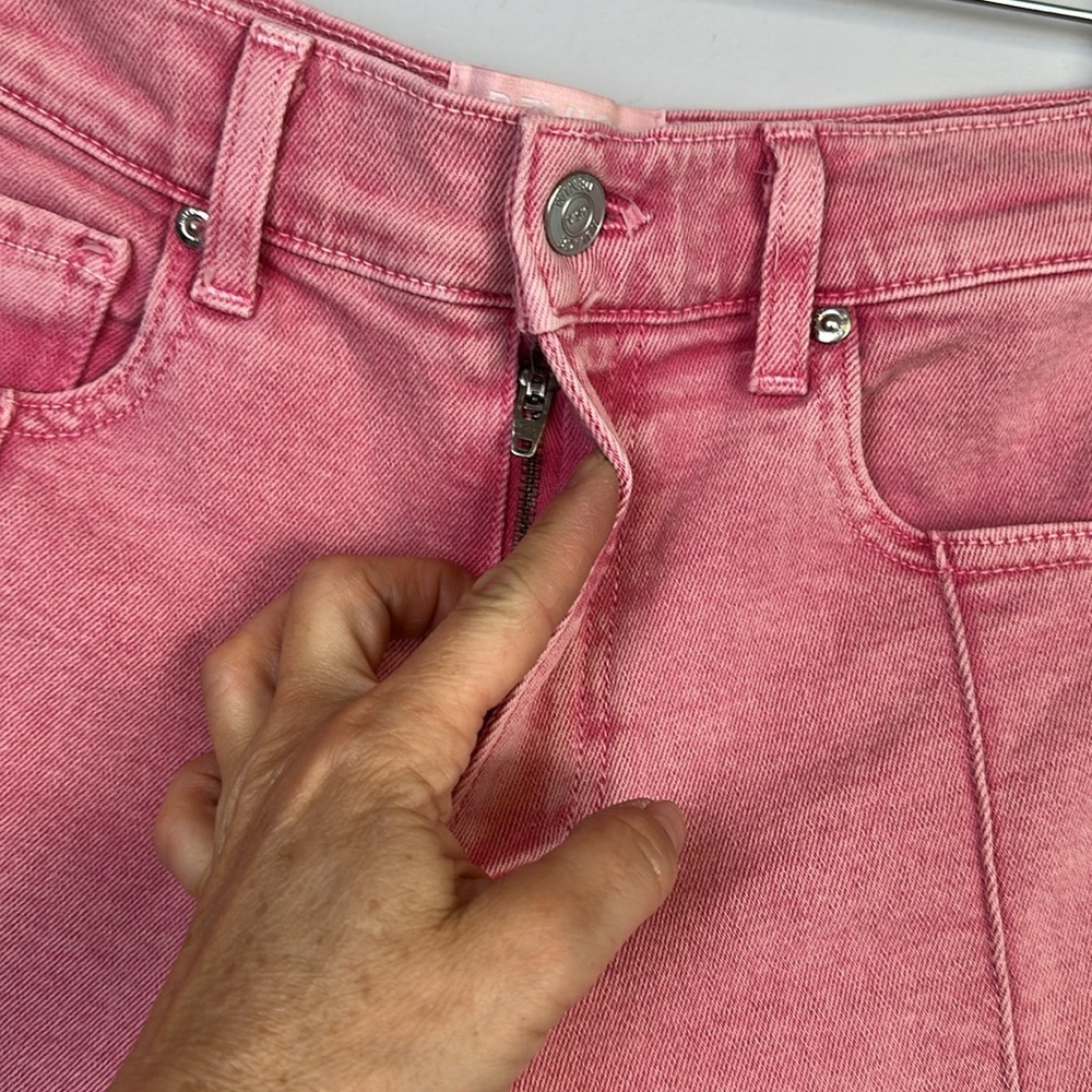 REVICE High Rise Pink Jean Short Frayed Hem Size 28 Cotton Stretch Star Back USA - Picture 7 of 16